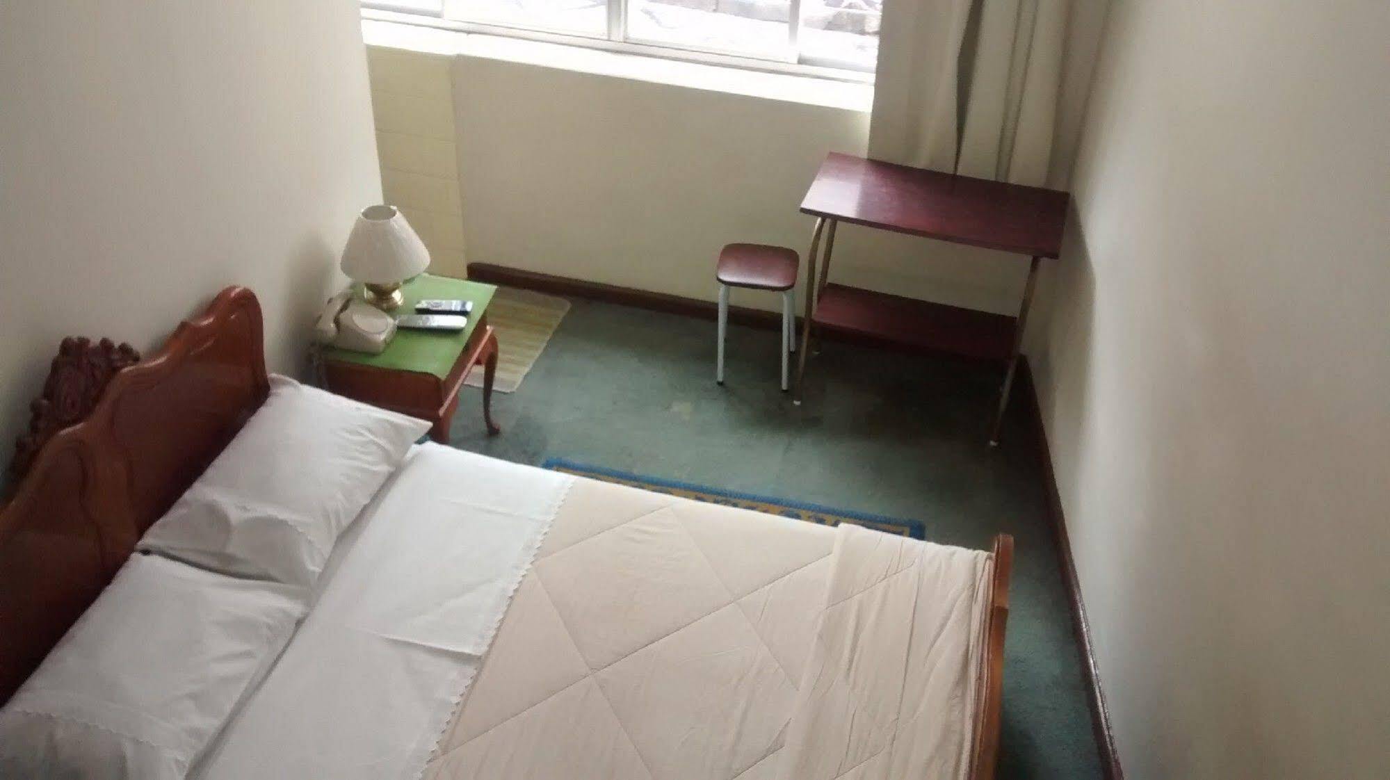 Hotel Cervantes Κουριτίμπα Εξωτερικό φωτογραφία